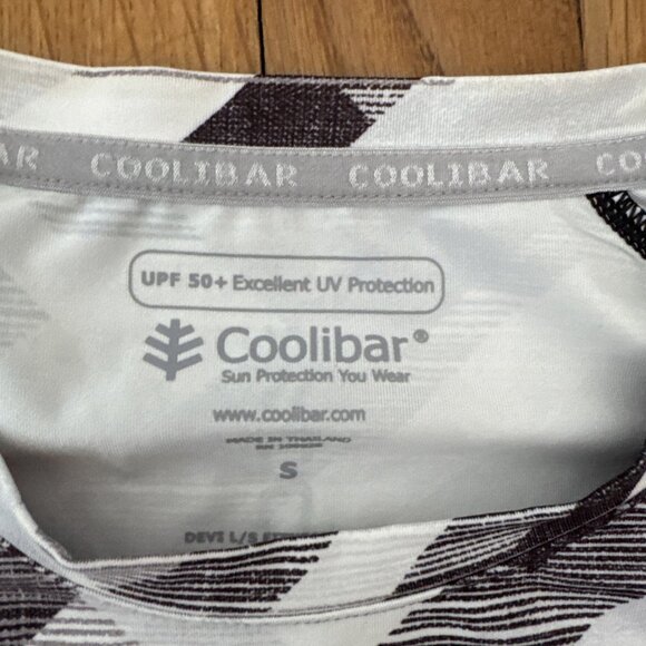 Coolibar UPF 50+ Women's Accelera Tee Fitness Gray/ White Size Small - Picture 4 of 7